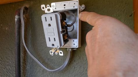 how to open an outside electrical box|replacing outdoor outlet box.